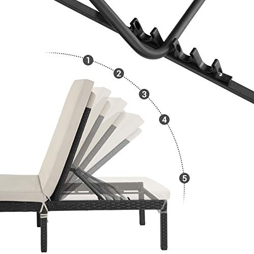SONGMICS Napozóágy, Napágy 5 cm vastag Matraccal, Rattan-hatású felülettel, Dönthető háttámlával, 59 x 198 x 28 cm méretben, Maximális terhelhetőség 150 kg, Kertbe, Teraszra, Bézs színben, GCB27BRV1