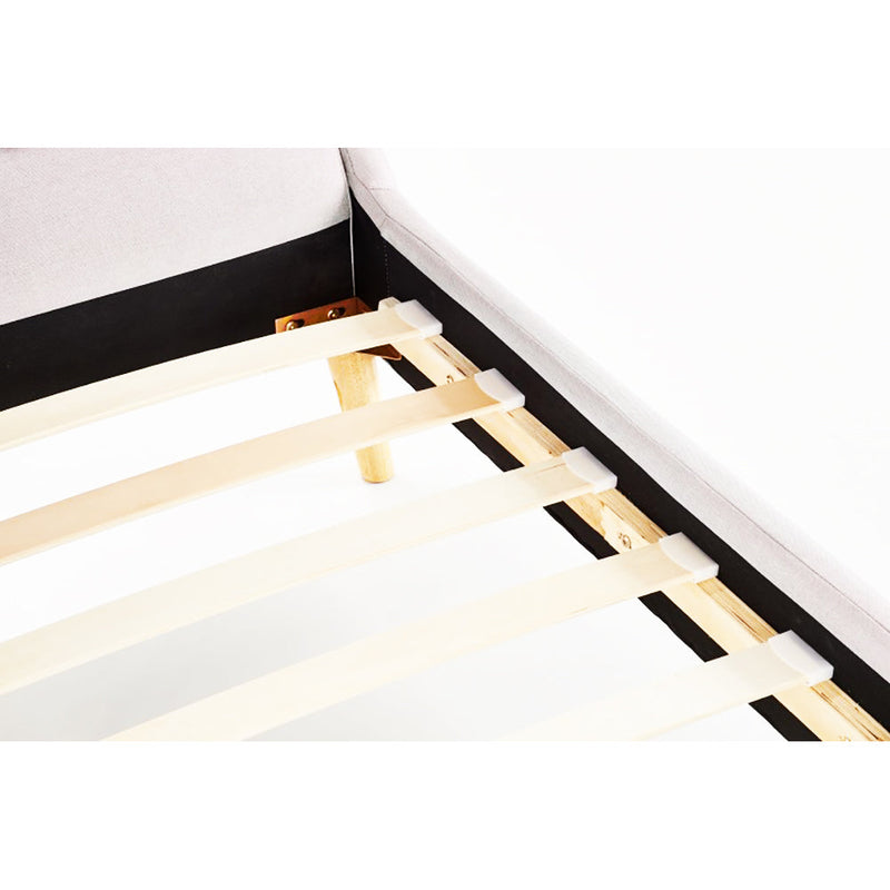 Kétszemélyes ágy elanda világos szürke szövettel tapétázva 179 x 232 x 86 cm